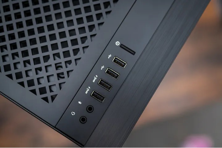HP Omen 45L (01)