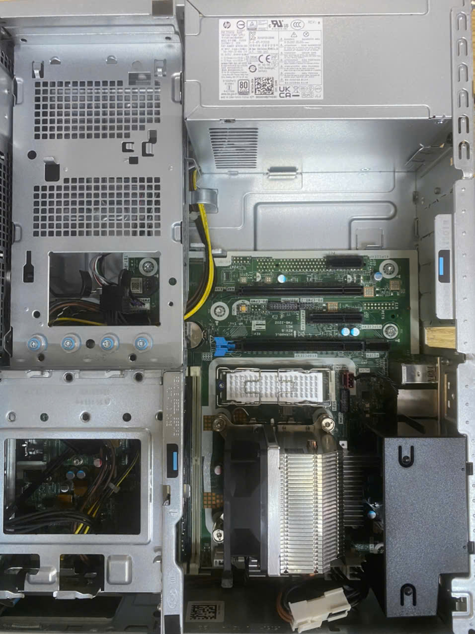 HP Workstation Z2G9 (01)