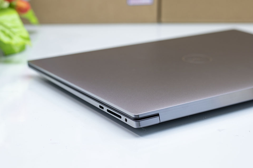 Dell Precision 5560 (01)